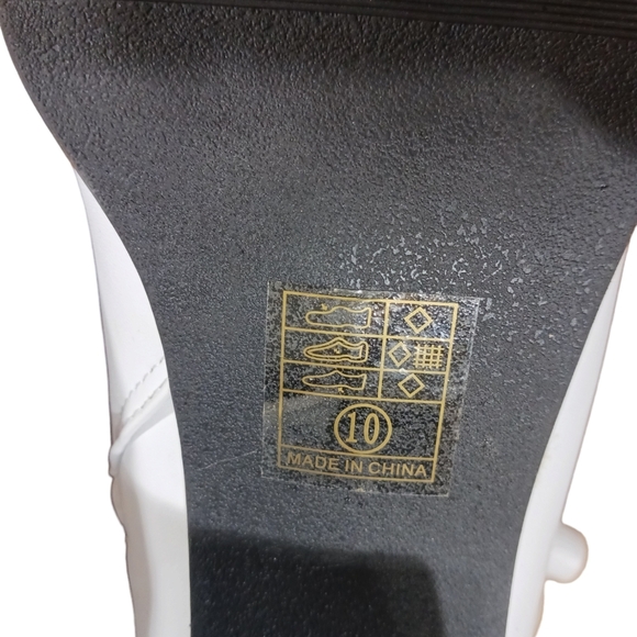 Like New Ellie White Go Go Boots Mid Calf Block Heel Size 10 - Picture 8 of 12